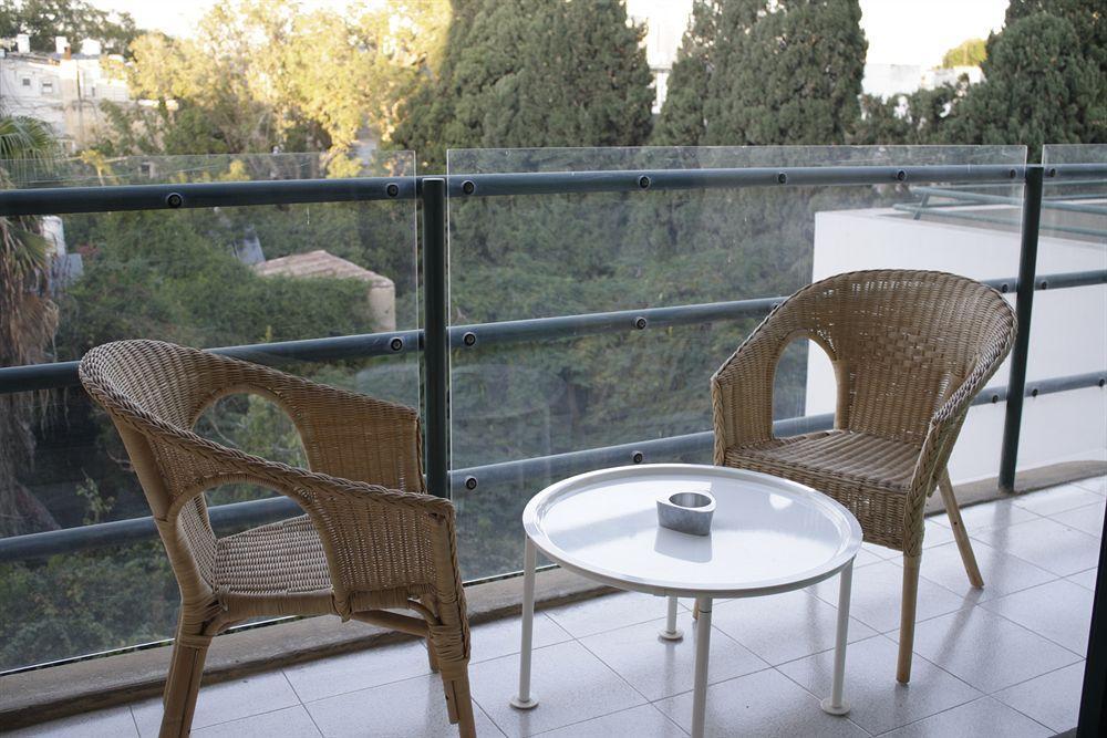 Master Mazeh Hotel Tel Aviv Bagian luar foto
